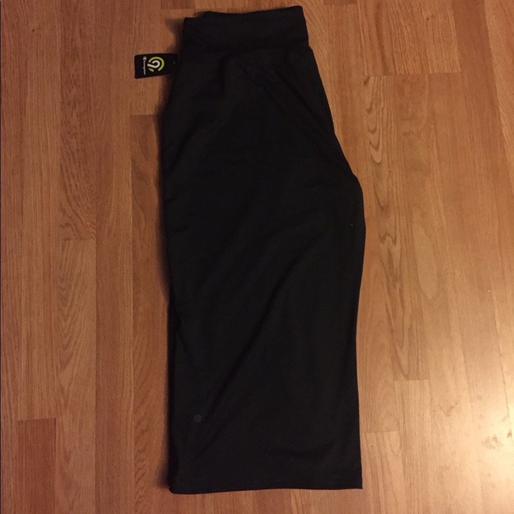 Champion workout top and pants wide leg new XXL - Picture 5 of 6